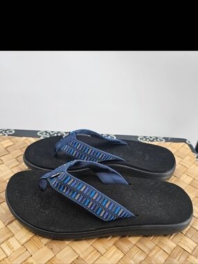 Teva Voya Flip Flops Blue Black Size 9